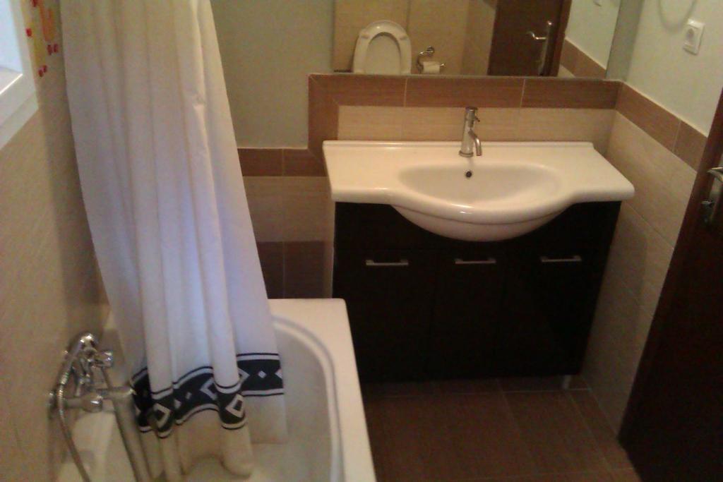 Votsalo Pool Apts Kalami  Zewnętrze zdjęcie